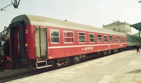 Wagon barowy WARS typu 113A na stacji we Wrocławiu, 22.07.1992....